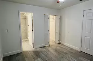 8719 N Ashley St, Tampa, FL 33604 - Photo 29