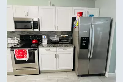 8719 N Ashley Street, Tampa, FL 33604 - Photo 9