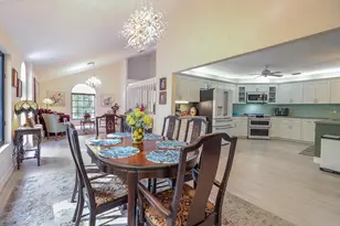 8259 155th Pl N, Palm Beach Gardens, FL 33418 - Photo 13