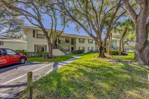601 Sabal Ridge Cir, Palm Beach Gardens, FL 33418 - Photo 3