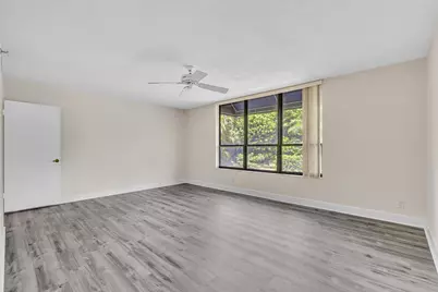 7564 Regency Lake Drive #202, Boca Raton, FL 33433 - Photo 21