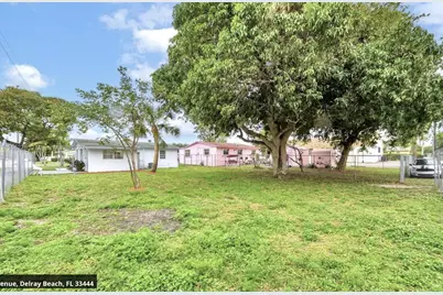 145 SW 13th Avenue, Delray Beach, FL 33444 - Photo 13