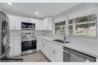 145 SW 13th Avenue, Delray Beach, FL 33444 - Photo 5