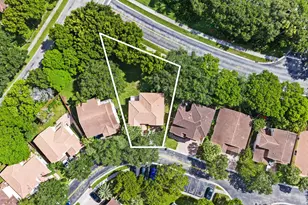 2110 NW 75th Way, Pembroke Pines, FL 33024 - Photo 3