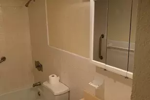 1907 NE 2nd St, Deerfield Beach, FL 33441 - Photo 5