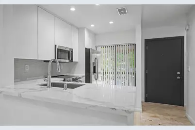 3939 NE 5th Avenue #A201, Boca Raton, FL 33431 - Photo 9