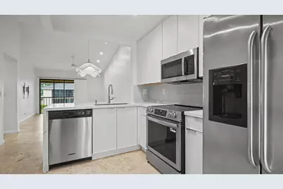 3939 NE 5th Avenue #A201, Boca Raton, FL 33431 - Photo 11