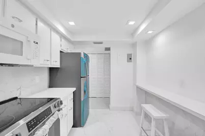 3800 N Hills Drive #208, Hollywood, FL 33021 - Photo 7