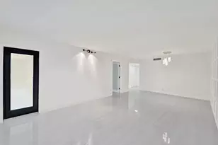3800 N Hills Dr, Hollywood, FL 33021 - Photo 15