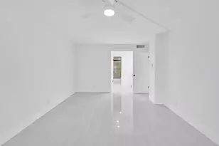 3800 N Hills Dr, Hollywood, FL 33021 - Photo 25