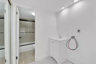 3800 N Hills Dr, Hollywood, FL 33021 - Photo 27