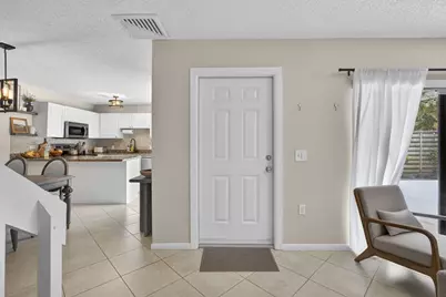 121 1st Terrace, Palm Beach Gardens, FL 33418 - Photo 13