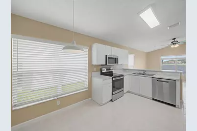 7218 Michigan Isle Road, Lake Worth, FL 33467 - Photo 7