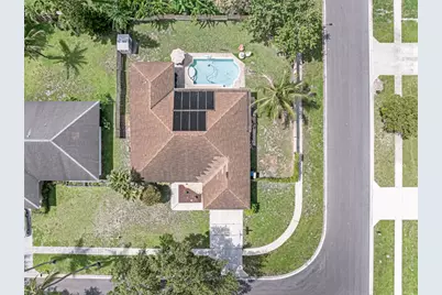 100 Greenwood Court, Royal Palm Beach, FL 33411 - Photo 9