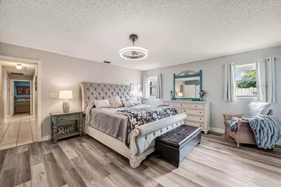 100 Greenwood Court, Royal Palm Beach, FL 33411 - Photo 27