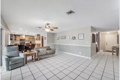 100 Greenwood Court, Royal Palm Beach, FL 33411 - Photo 17
