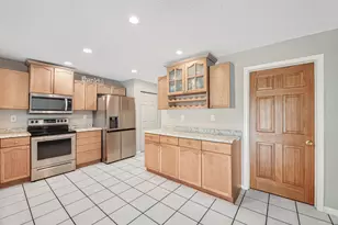 100 Greenwood Ct, Royal Palm Beach, FL 33411 - Photo 21