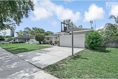100 Greenwood Court, Royal Palm Beach, FL 33411 - Photo 53