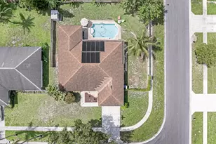 100 Greenwood Ct, Royal Palm Beach, FL 33411 - Photo 9