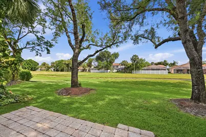 7618 S Pinewalk Dr S #132, Margate, FL 33063 - Photo 33