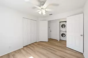 7618 S Pinewalk Dr S, Margate, FL 33063 - Photo 7