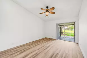 7618 S Pinewalk Dr S, Margate, FL 33063 - Photo 7