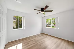 7618 S Pinewalk Dr S, Margate, FL 33063 - Photo 13