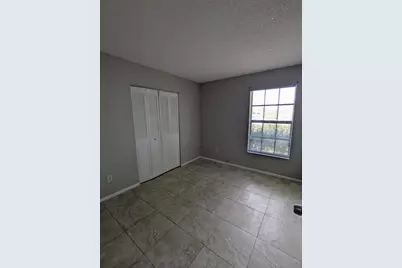 554 SW Lakehurst Drive, Port Saint Lucie, FL 34983 - Photo 9
