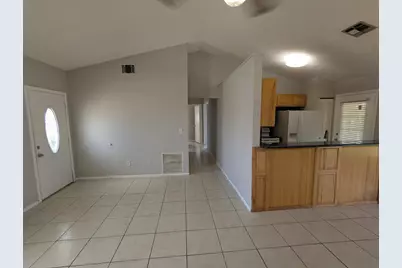 554 SW Lakehurst Drive, Port Saint Lucie, FL 34983 - Photo 7