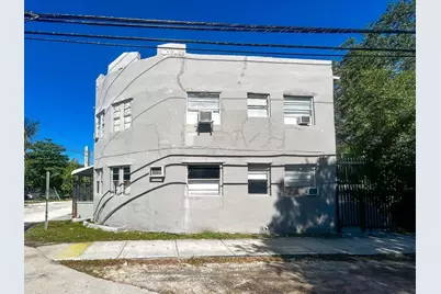 295 NE 55th Street, Miami, FL 33137 - Photo 9