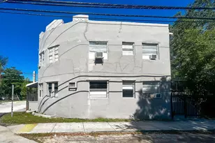 295 NE 55th St, Miami, FL 33137 - Photo 9