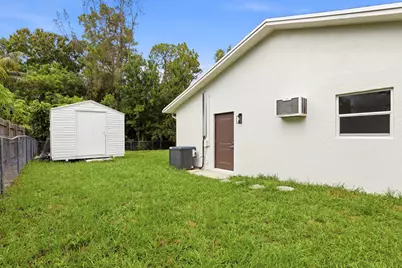 15409 Los Angeles Drive, Loxahatchee Groves, FL 33470 - Photo 37