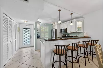 7310 NW 1st Street #102, Margate, FL 33063 - Photo 5