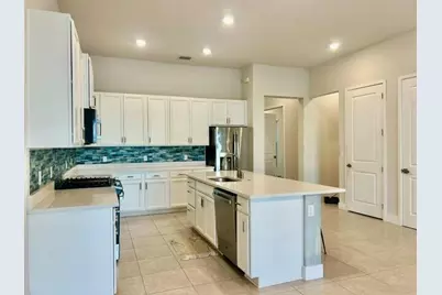 7642 N Blue Spring Drive, Parkland, FL 33067 - Photo 11