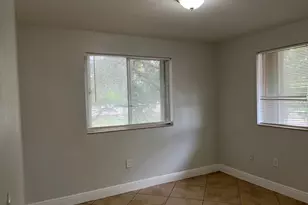 201 NW 177th St, Miami Gardens, FL 33169 - Photo 13