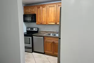 201 NW 177th St, Miami Gardens, FL 33169 - Photo 5