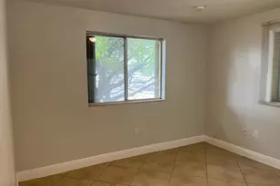 201 NW 177th St, Miami Gardens, FL 33169 - Photo 9