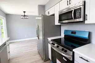 816 Revels Ln, Fort Pierce, FL 34982 - Photo 9