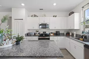 12500 NW Stanis Ln, Port Saint Lucie, FL 34987 - Photo 11