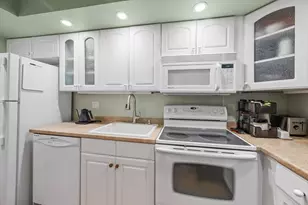 505 Spencer Dr, West Palm Beach, FL 33409 - Photo 9