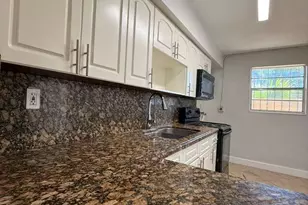 516 NW 179th St, Miami Gardens, FL 33169 - Photo 3