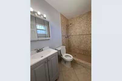 516 NW 179th Street, Miami Gardens, FL 33169 - Photo 11