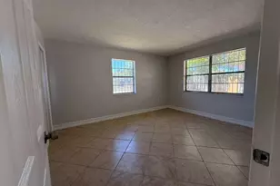 516 NW 179th St, Miami Gardens, FL 33169 - Photo 15