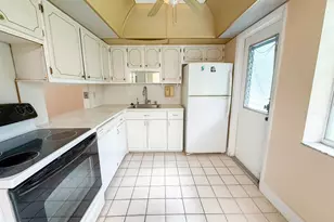 604 NE 2nd St, Dania Beach, FL 33004 - Photo 3