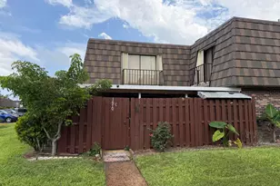 1670 Forest Lakes Cir, West Palm Beach, FL 33406 - Photo 1