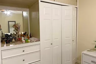 1670 Forest Lakes Cir, West Palm Beach, FL 33406 - Photo 23