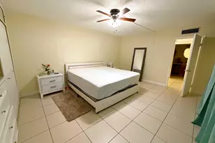 1670 Forest Lakes Cir, West Palm Beach, FL 33406 - Photo 21