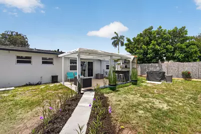140 W 31st Court, Riviera Beach, FL 33404 - Photo 51