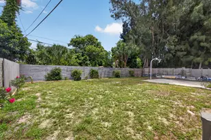 140 W 31st Ct, Riviera Beach, FL 33404 - Photo 53