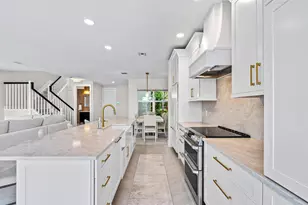 1570 NW 48th Pl, Boca Raton, FL 33431 - Photo 9